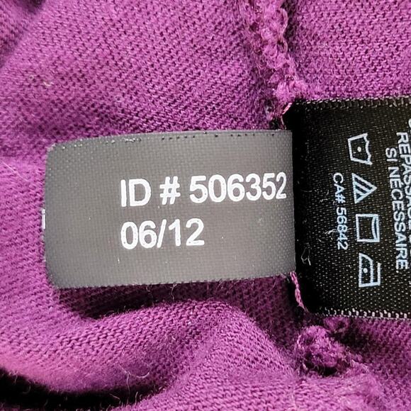 EXPRESS Purple Black Chevron Print Sheer Overlay‎ Capelet Blouse Top XS - Picture 6 of 6